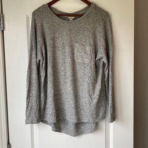 Light grey sweater